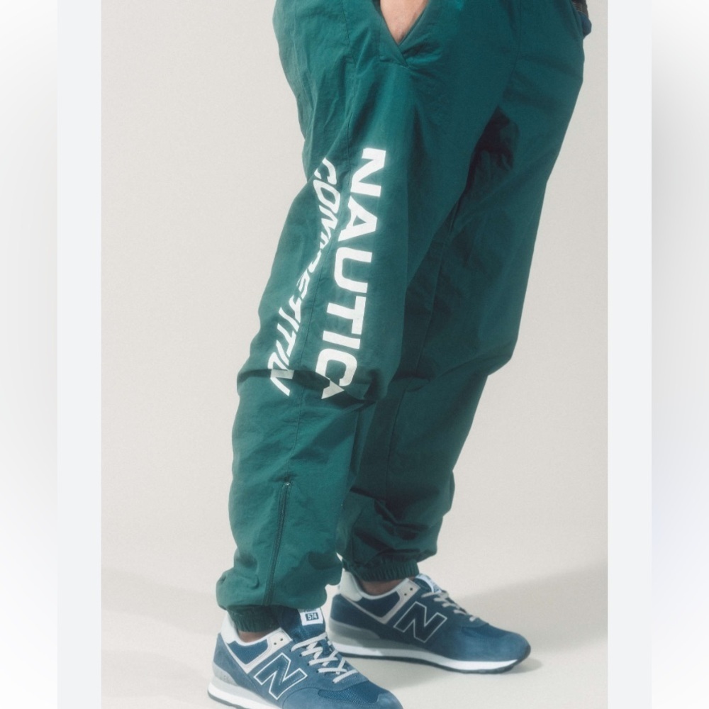 Vintage Nautica Competition Green Nylon Track Pants Mens M Oversized 90s Joggers - Picture 8 of 9
